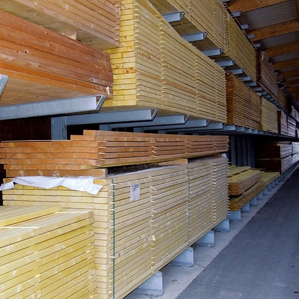 Intérieur magasin brico bois agde